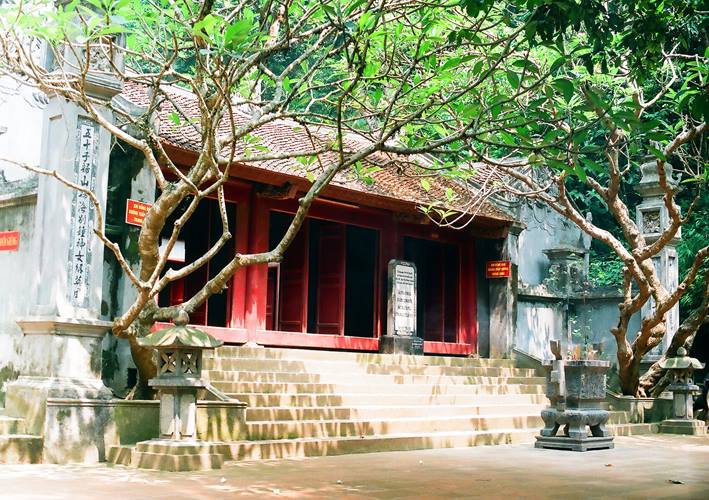 9_ Đền Giếng 